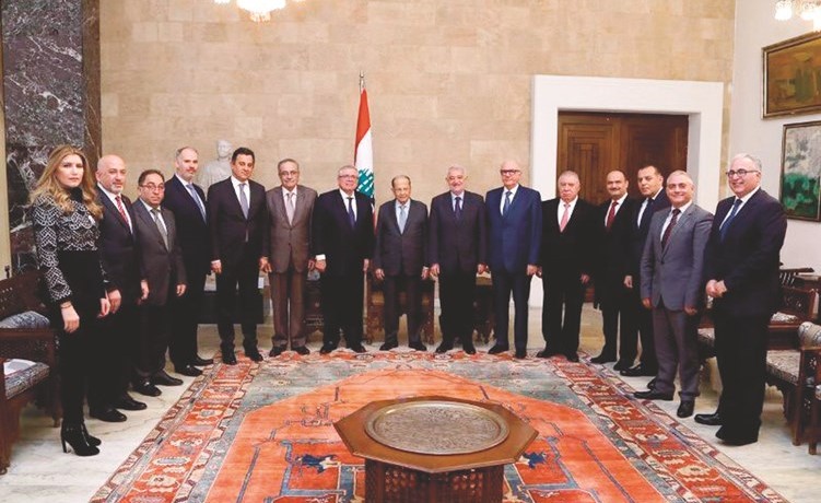 الرئيس العماد ميشال عونخلال استقباله وفد مجلس جمعية الصناعيين اللبنانيين برئاسة د.فادي الجميل في بعبدا	(محمود الطويل)﻿