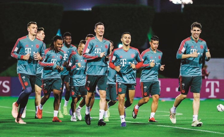 بايرن ميونيخ دشّن تدريباته بالدوحة
