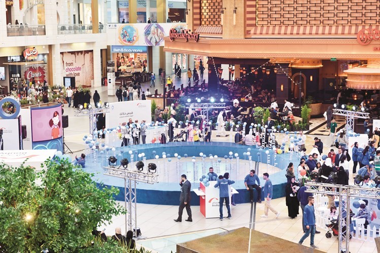 حملة قيس حلاتك بالأفنيوز﻿