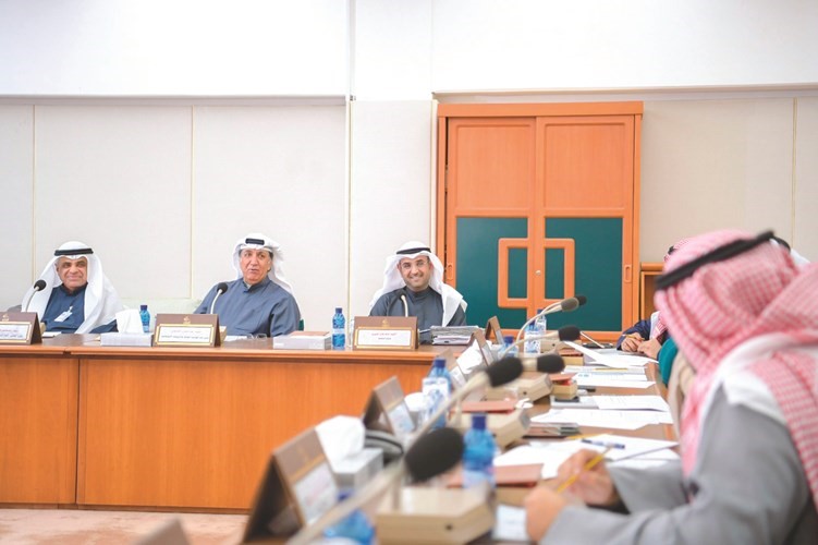 وزير المالية د.نايف الحجرف وحمد الحميضي وخالد الفضالة﻿