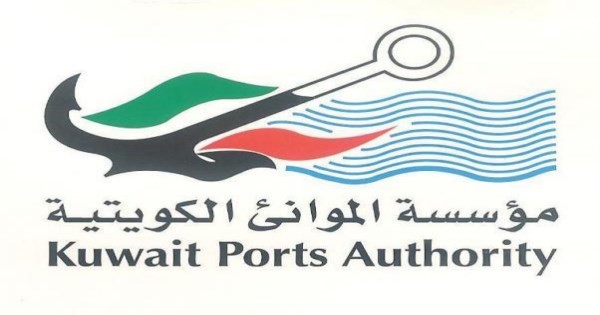 الموانئ: استئناف الملاحة البحرية بالموانئ الثلاثة بعد تحسن الطقس
