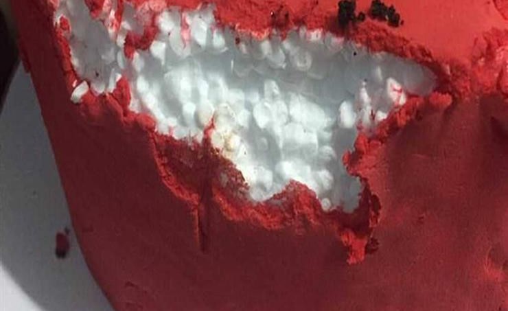 بالفيديو.. كعكة زفاف "مزيفة" تدمر ليلة العمر.. والعروسان الى قسم الشرطة