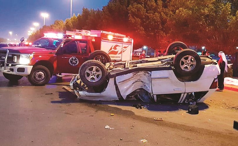 مركبة الوافد وقد تحطمت وانقلبت بعد الاصطدام﻿