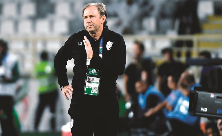 رايفاتش «طار»