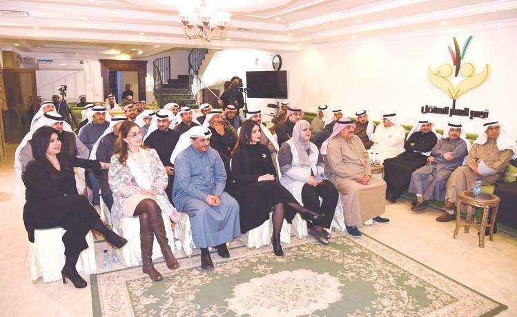 جانب من الحضور في المناظرة حول قانون التقاعد المبكر 	(أحمد علي)﻿
