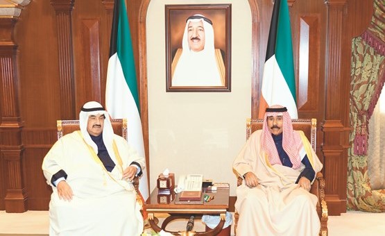سمو ولي العهد الشيخ نواف الأحمد خلال استقباله سمو الشيخ ناصر المحمد﻿