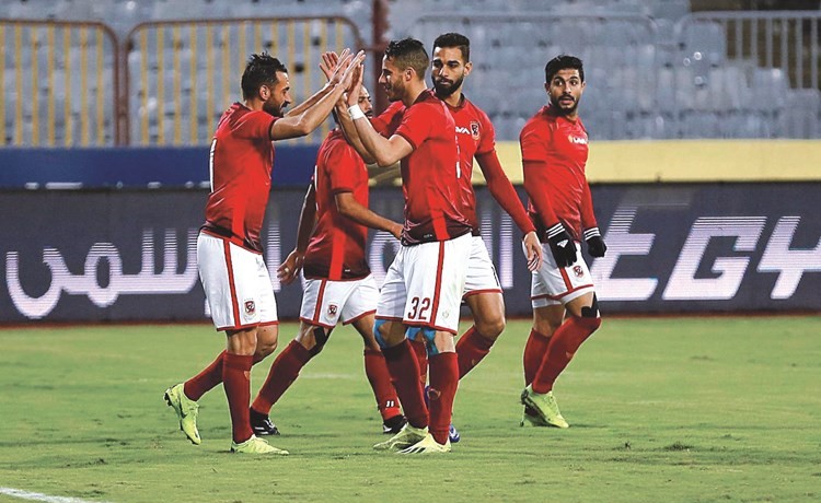 الأهلي تجاوز سموحة بصعوبة وبيراميدز تعثر أمام المصري