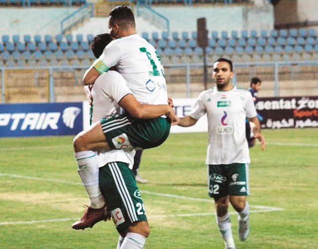 الأهلي تجاوز سموحة بصعوبة وبيراميدز تعثر أمام المصري