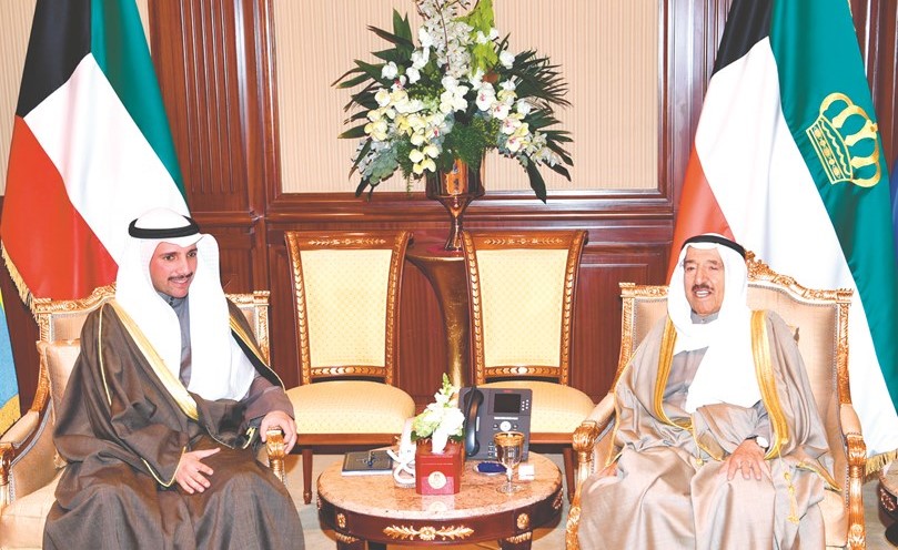 صاحب السمو الأمير الشيخ صباح الأحمد مستقبلا رئيس مجلس الأمة مرزوق الغانم﻿