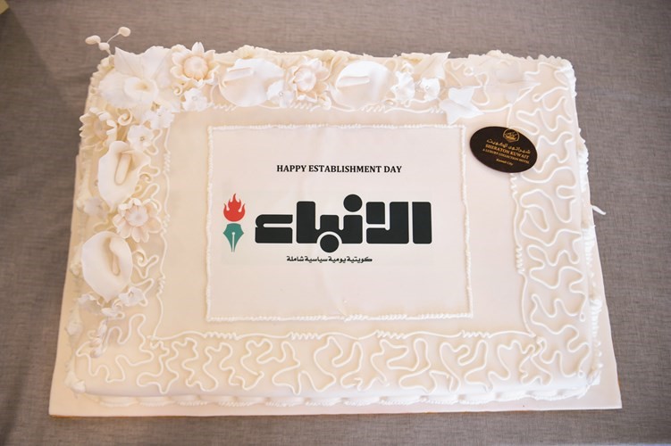 كيكة من شيراتون الكويت في عيد الأنباء﻿