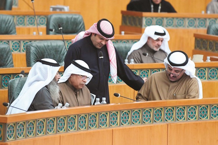 الشيخ خالد الجراح وسعد الخنفور وفيصل الكندري ونايف المرداس﻿