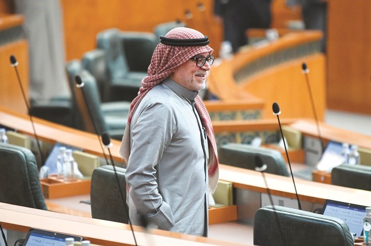 صلاح خورشيد﻿