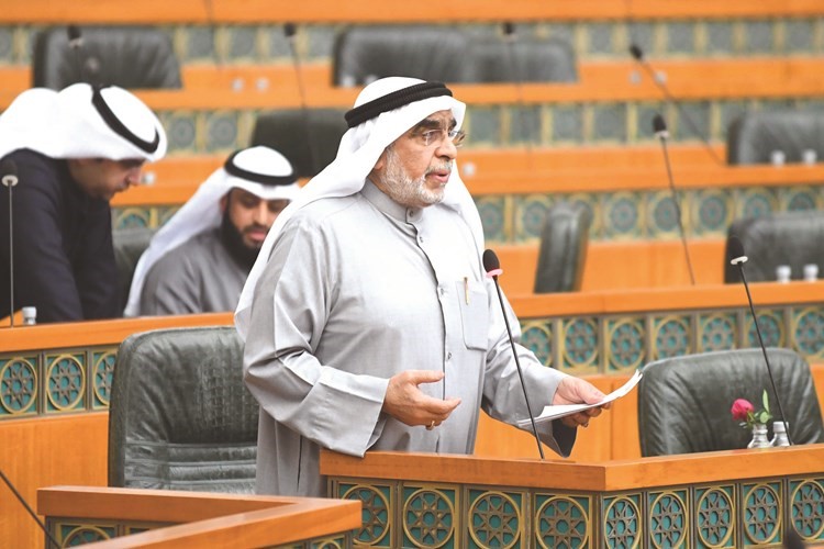 عدنان عبد الصمد﻿