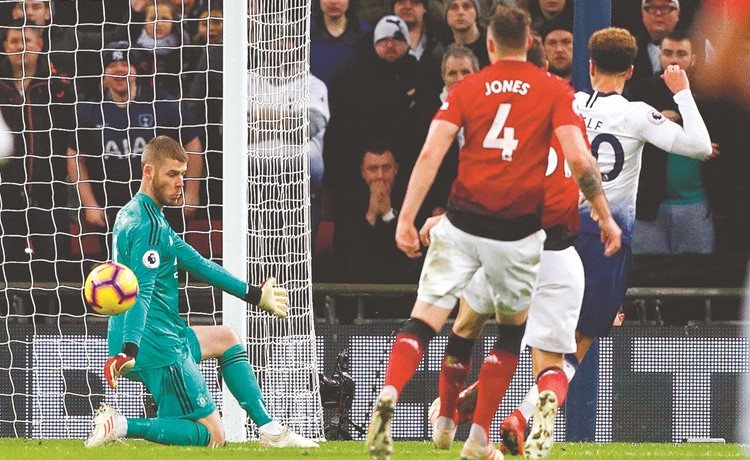 راشفورد ودي خيا يمنحان يونايتد الفوز على توتنهام