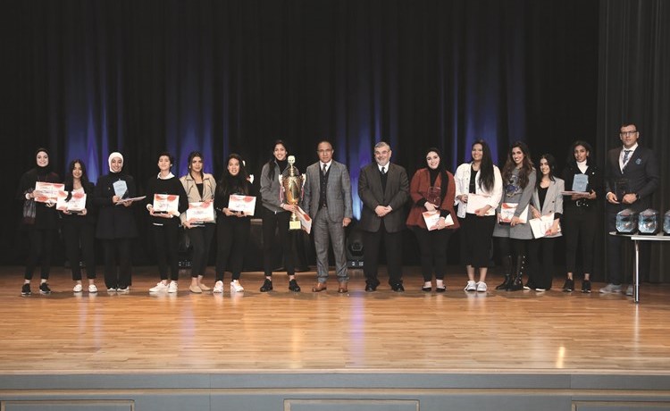 «AUM» كرّمت طلابها الفائزين في دوري الجامعات الخاصة