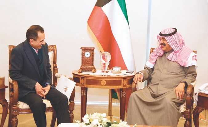 خالد الجارالله خلال استقباله سفير الجزائر عبدالحميد عبداوي﻿