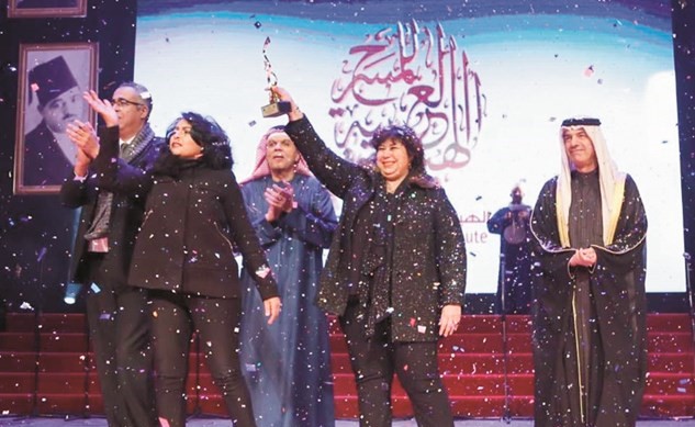 جانب من الحفل الختامي لمهرجان المسرح العربي ١١﻿
