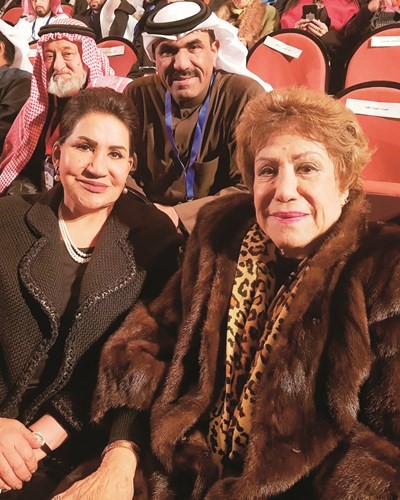 الأنباء مع الفنانين القديرين سعاد عبدالله وسميحة أيوب وعبدالله غلوم﻿