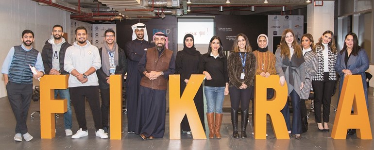 المشاركون في برنامج فكرة﻿