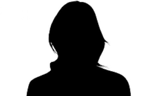 بالفيديو.. ممثلة مصرية تهاجم زملاءها الذين خاضوا تحدي الـ10 سنوات