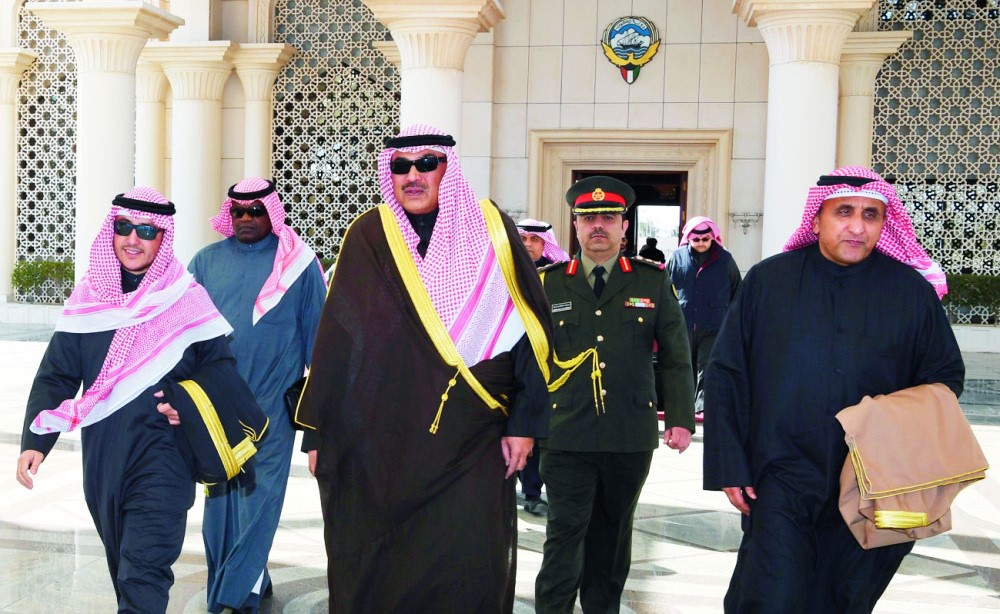  ممثل صاحب السمو الأمير الشيخ صباح الأحمد الشيخ صباح الخالد خلال مغادرته الى لبنان لتمثيل سموه في القمة العربية التنموية الاقتصادية	