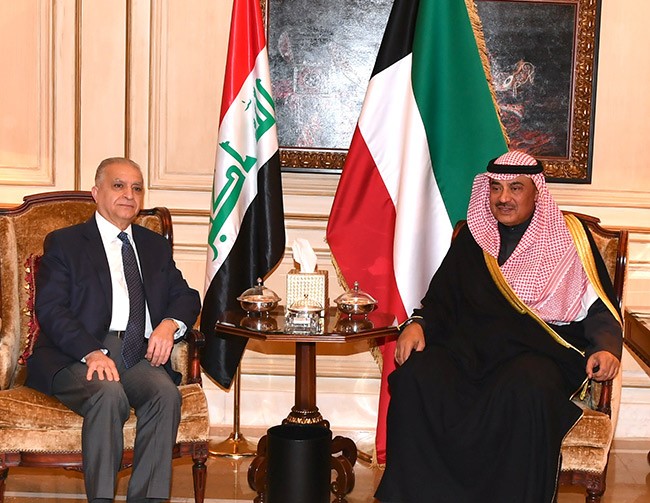 ممثل سمو أمير البلاد يستقبل وزير خارجية العراق