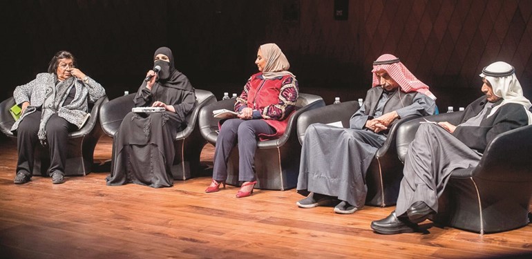 جانب من الندوة النقاشية حول مسيرة الراحل محمد الفايز﻿