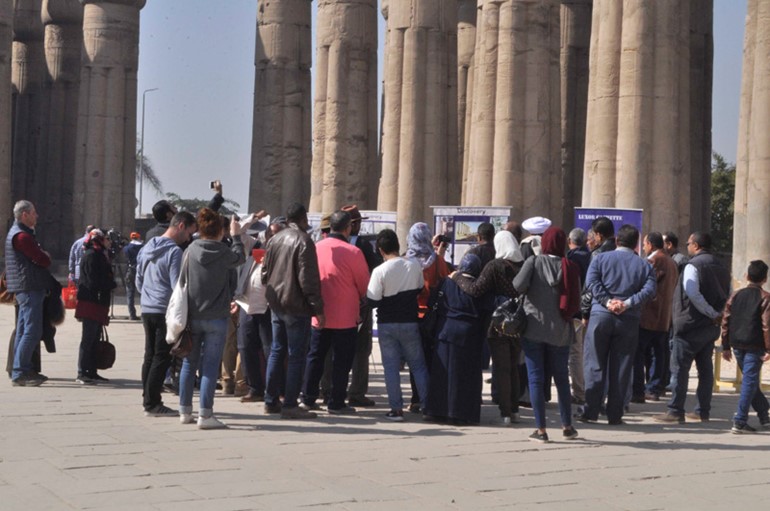احتفالات مصرية بمرور 30 عاما على اكتشاف خبيئة تماثيل في معبد الأقصر
