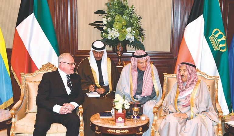 صاحب السمو خلال استقباله السفير ايجور هايدو شيك سفير جمهورية سلوفاكيا	﻿