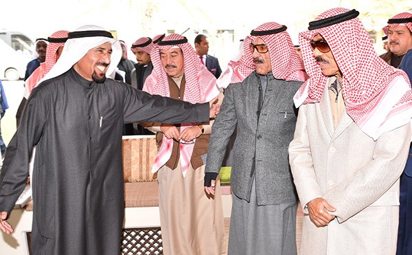 صاحب السمو حضر مأدبة غداء أقامها الشيخ علي الجابر على شرف سموه في مزرعة "عزايز" بمنطقة العبدلي
