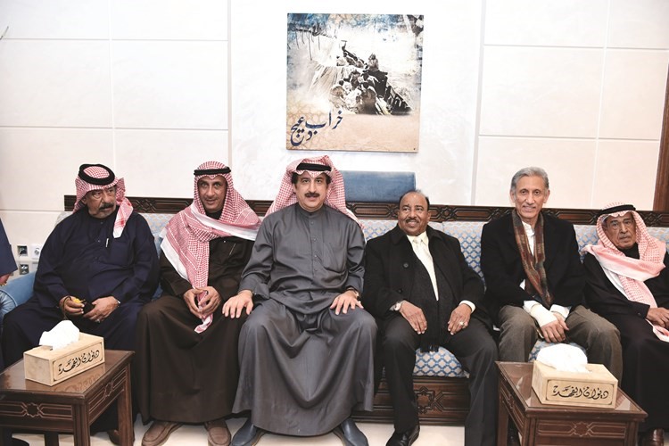 طالب الرفاعي وخالد الحربان وفيصل الجزاف قدموا التهنئة لفهد الفهد﻿