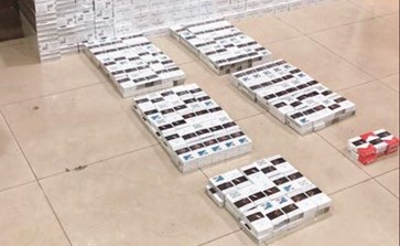 السجائر التي تم ضبطها بمنفذ النويصيب﻿