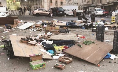 جانب من الخضار والفواكه في الجليب﻿