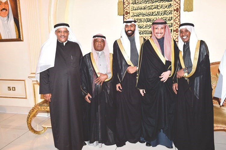 مرزوق الغانم يهنئ خالد الشريدة والمعرس شريدة الشريدة وعمه مبارك الشريدة وعبدالعزيز البشير﻿