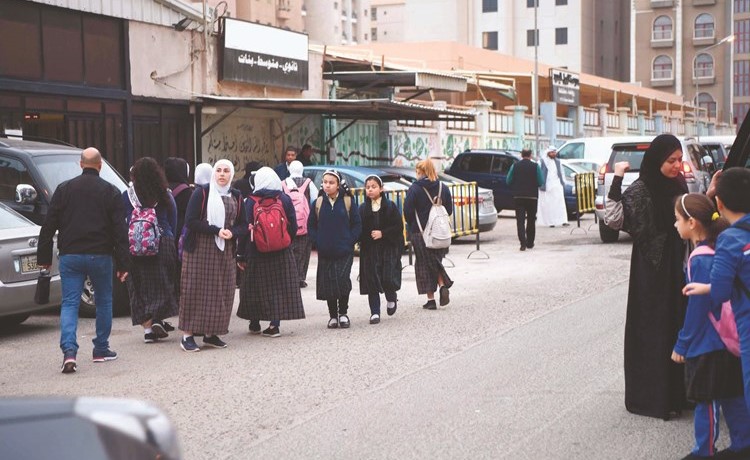 عادت الحياة إلى المدارس﻿
