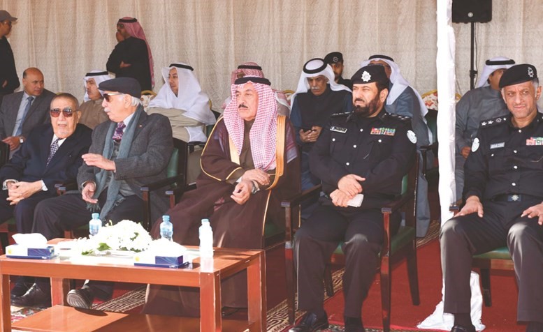 الفريق فهد الأمير ومحمد السنعوسي ود.عبدالرحمن العوضي وعدد من الحضور﻿