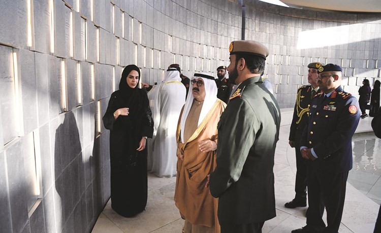 الشيخ ناصر صباح الأحمد خلال تفقده صرح واحة الكرامة﻿