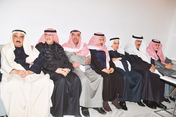 الشيخ فيصل السعود في مقدمة المهنئين﻿