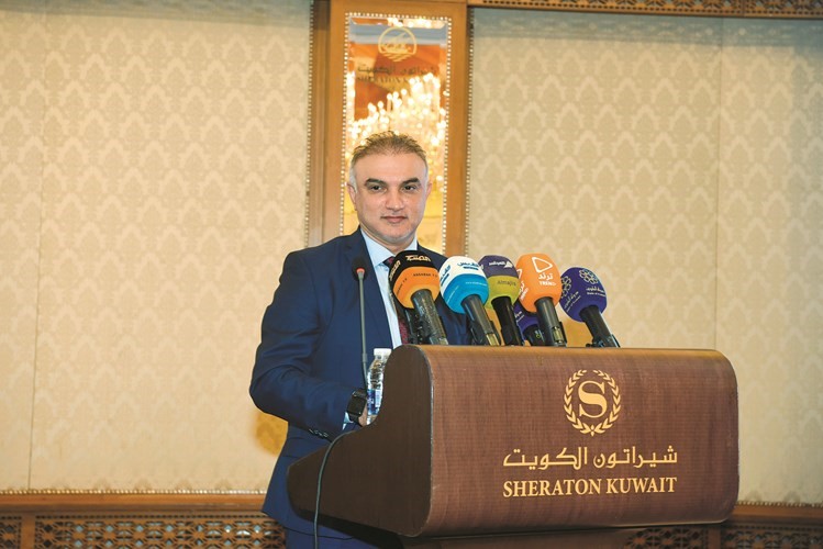 عبدالكريم تقي متحدثا ﻿