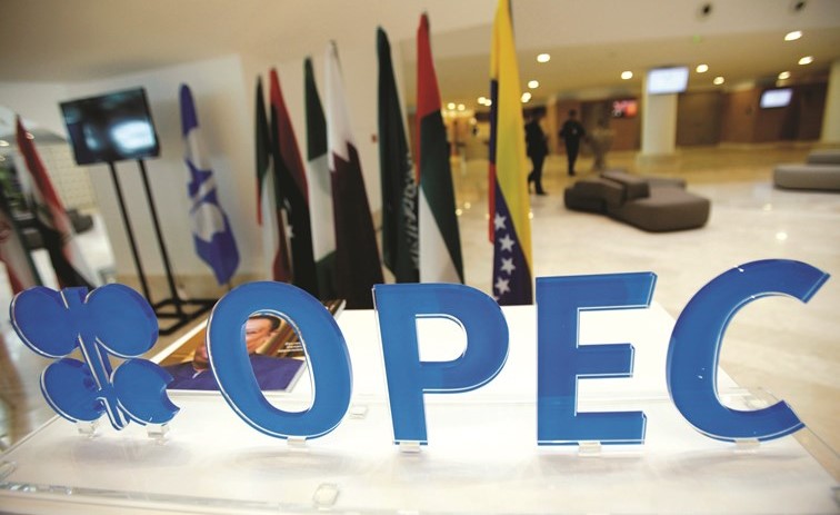 70 % التزام أعضاء «أوپيك» بخفض الإنتاج