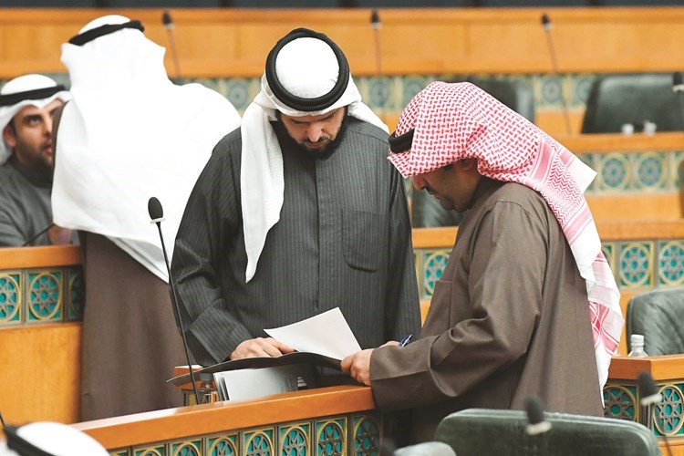 خالد الروضان ود. عادل الدمخي﻿