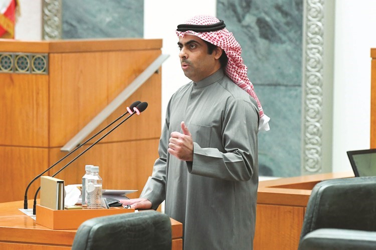 رياض العدساني﻿