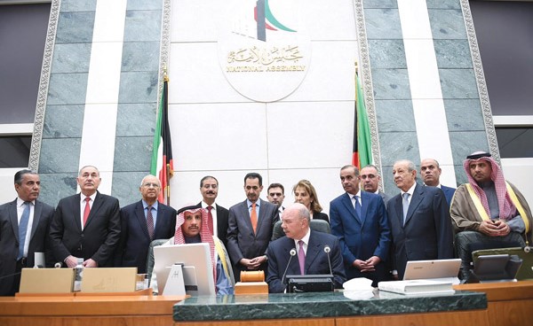 الغانم يعقد مباحثات رسمية مع رئيس مجلس الأعيان الأردني