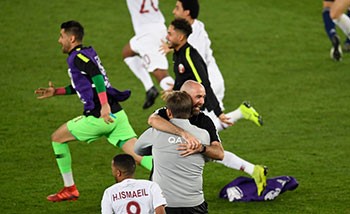 قطر تتربع على عرش آسيا للمرة الأولى بتغلبها على اليابان بثلاثة أهداف مقابل هدف