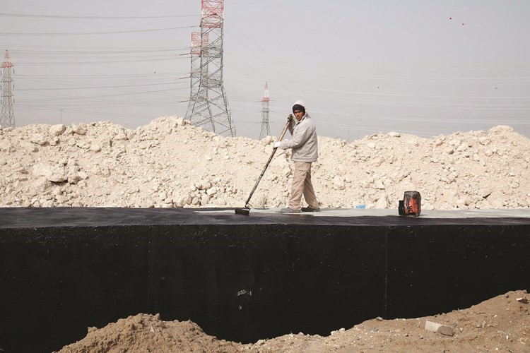 اعمال تنفيذ وتجهيز الطرق ﻿