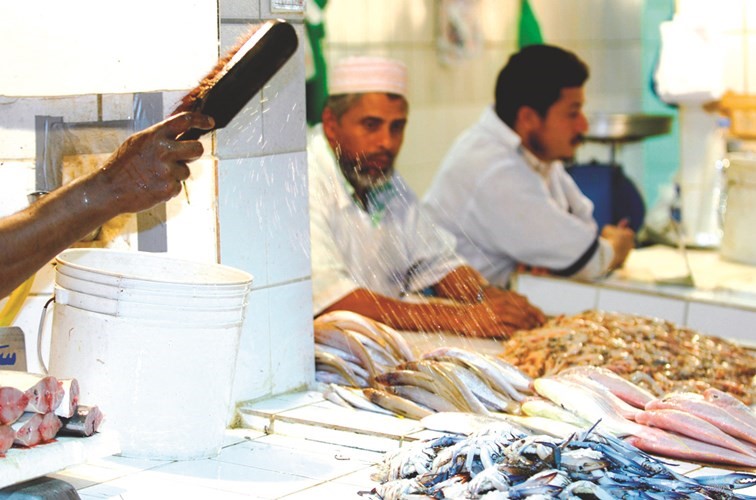 ﻿سوق السمك في سوق المباركية﻿