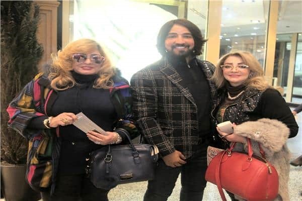 شاهد.. أول ظهور لشهيرة و سهير رمزي بدون حجاب تماماً لأول مرة منذ 24 عاماً