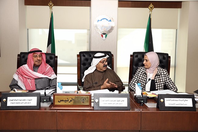 النائب الأول لرئيس مجلس الوزراء ووزير الدفاع رئيس المجلس الأعلى للتخطيط والتنمية الشيخ ناصر صباح الأحمد يترأس الإجتماع الرابع لدور الإنعقاد الثاني لسنة 2019 