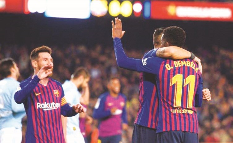 ميسي وديمبيلي «يرعبان» برشلونة