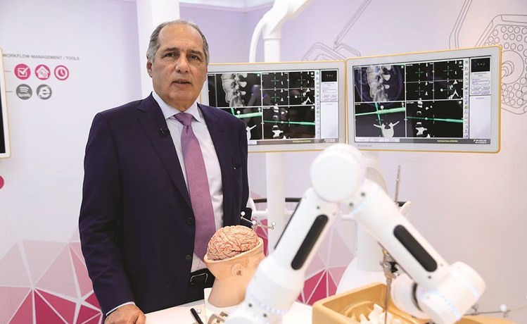 غسان مملوك ﻿